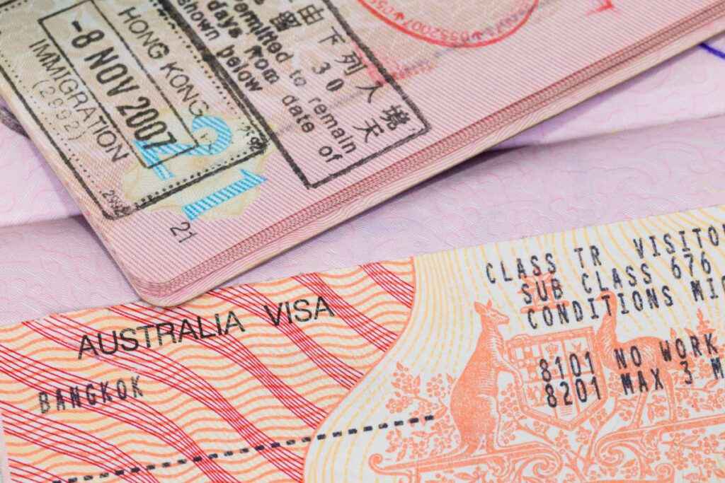 Which Country Should I Move To: Australia or New Zealand?
