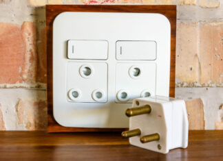 what plugs do they use in south africa
