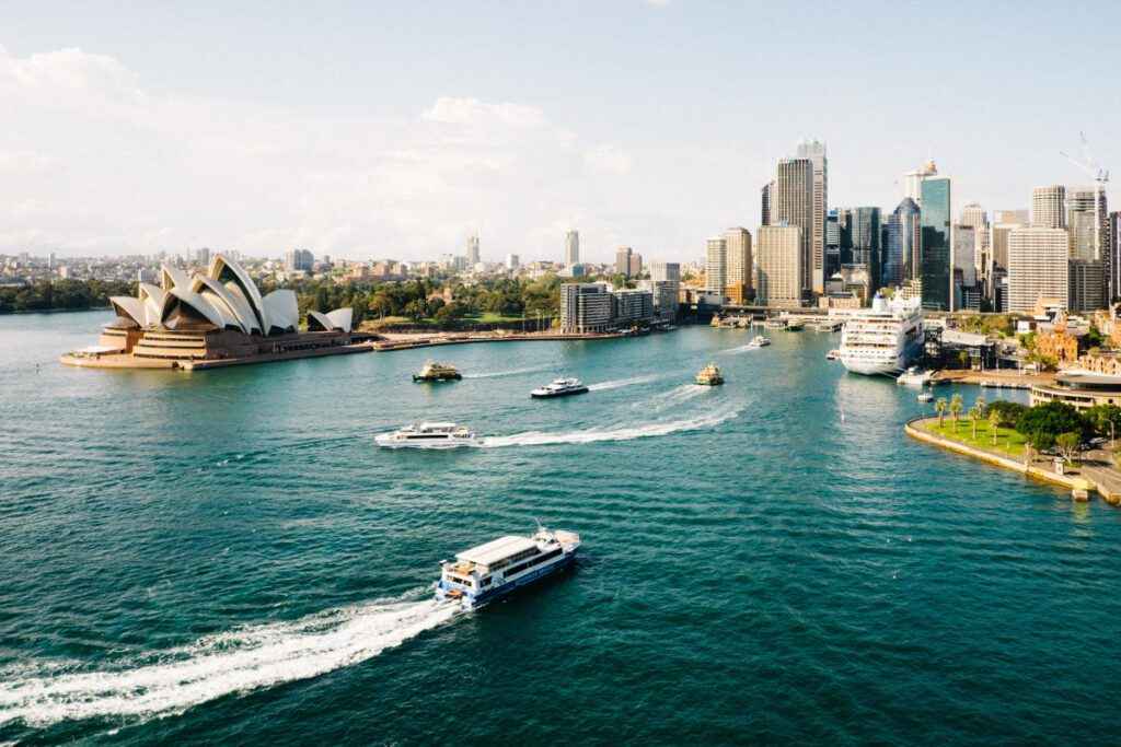 international removals uk to australia
