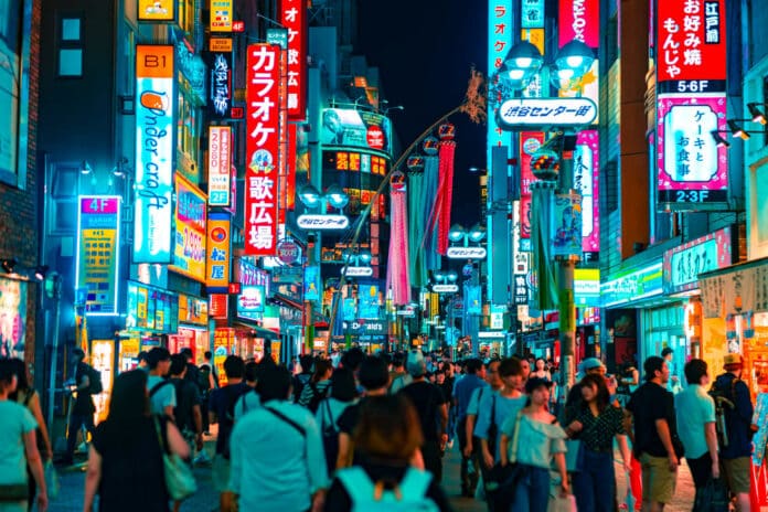 Shibuya, Japan - 6 reasons to consider international removals to Japan