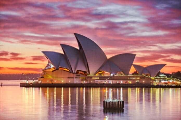 Shipping to Australia - Restricted Items - Sydney Opera House