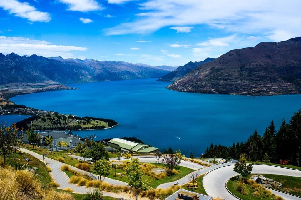 Queenstown - Best Places to Live in New Zealand
