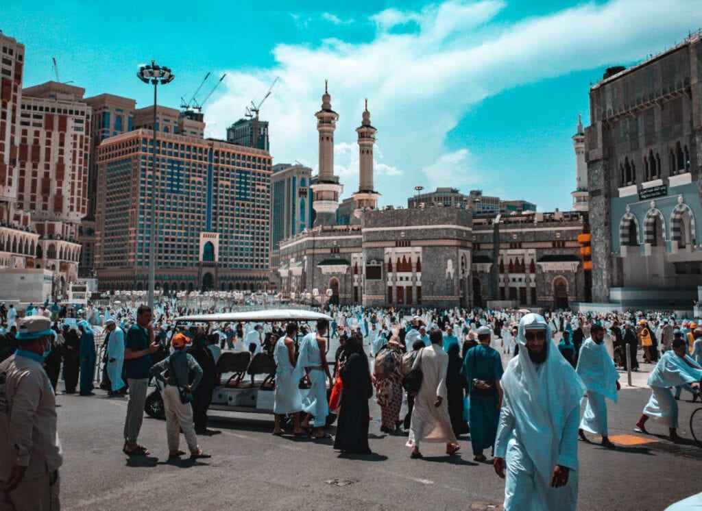 How to Stay Safe When Living in Saudi Arabia