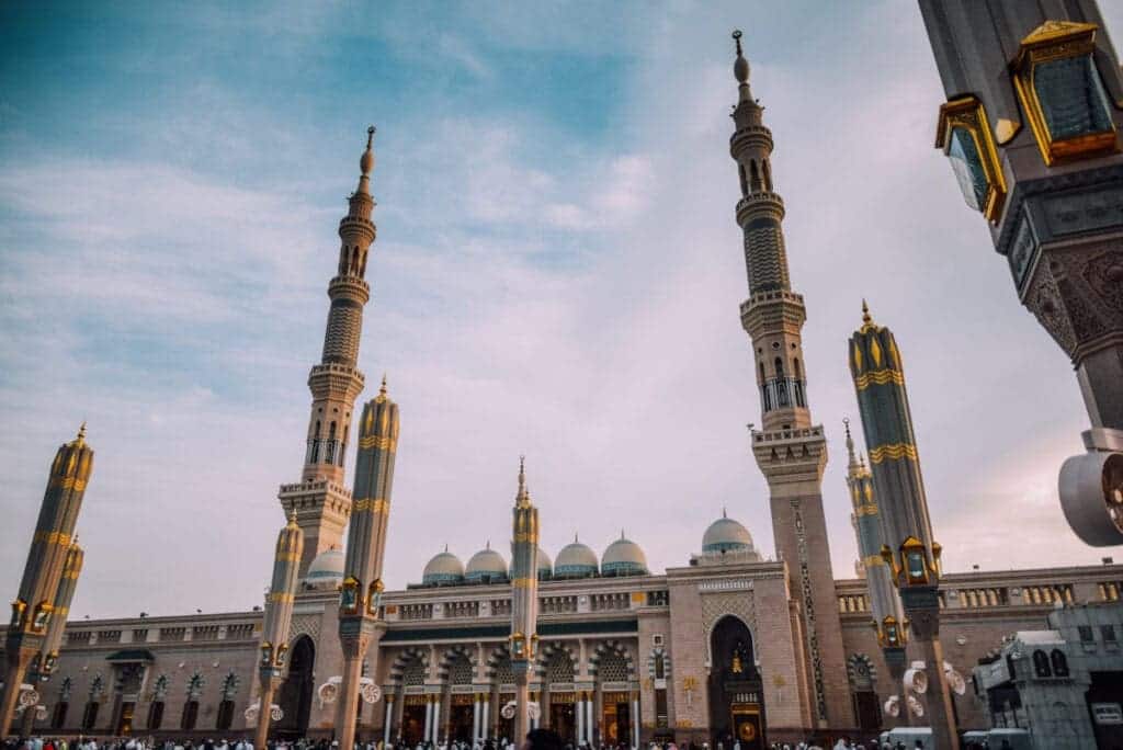How to Stay Safe When Living in Saudi Arabia